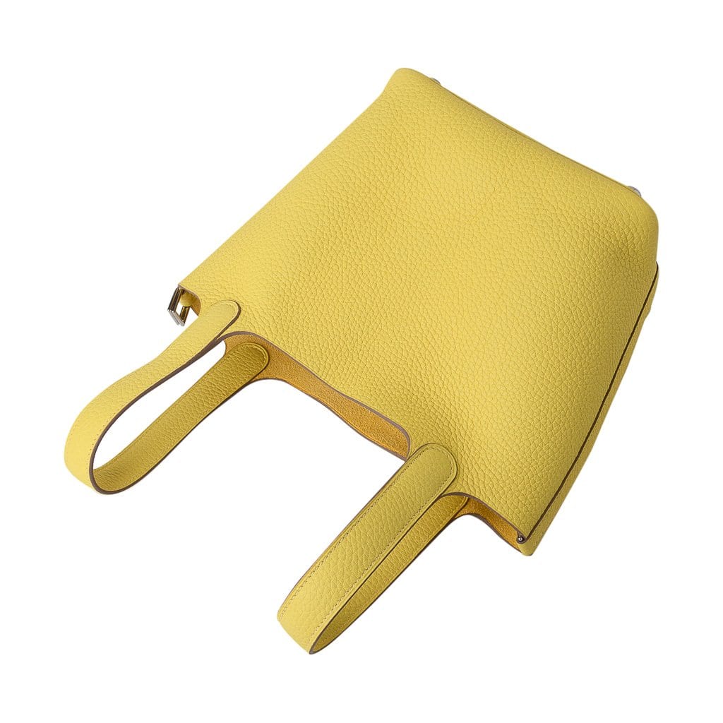 Picotin Lock 18 Bag Lime Tote Clemence Leather Palladium  Hardware