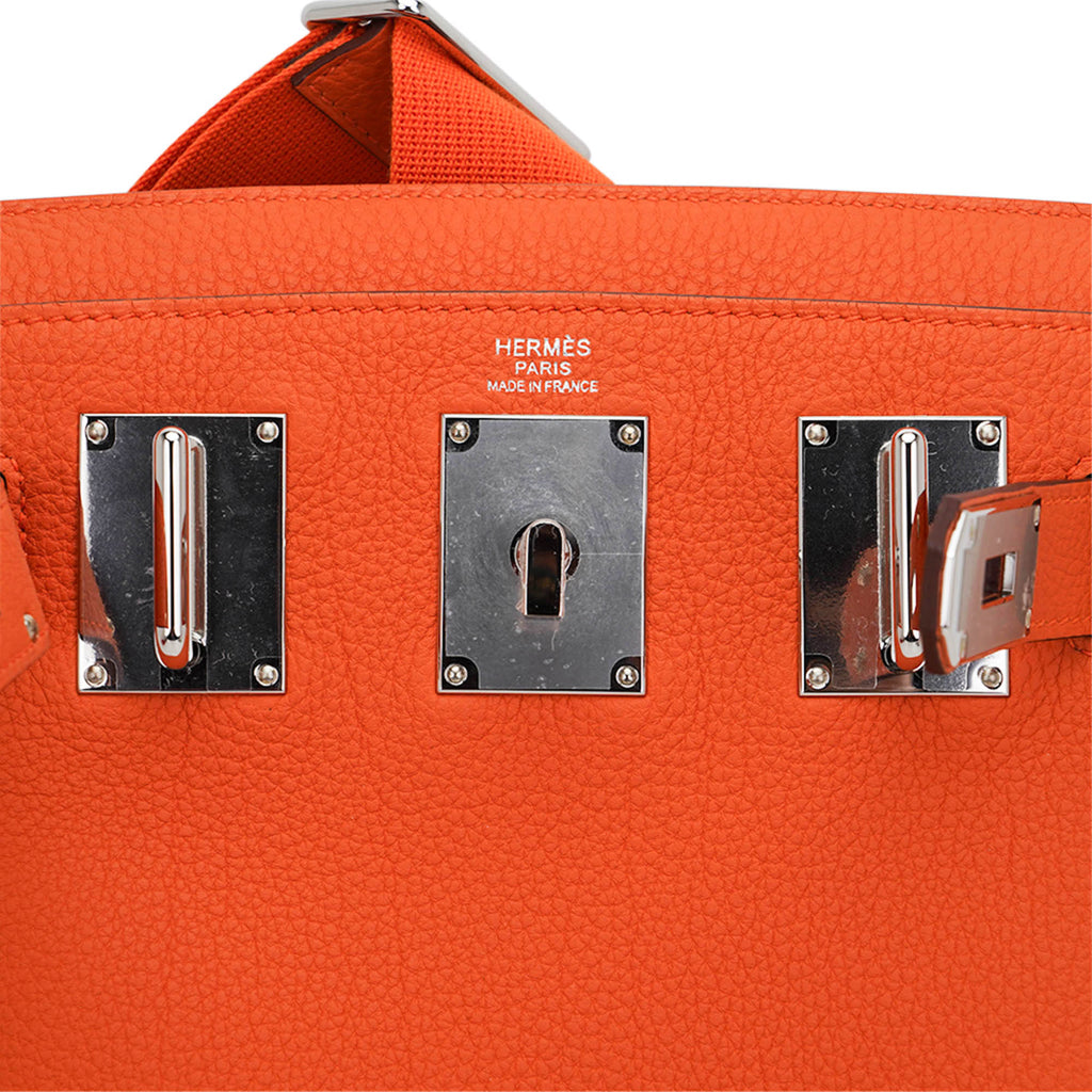 Hac a Dos PM Backpack Feu Togo Leather with Palladium Hardware