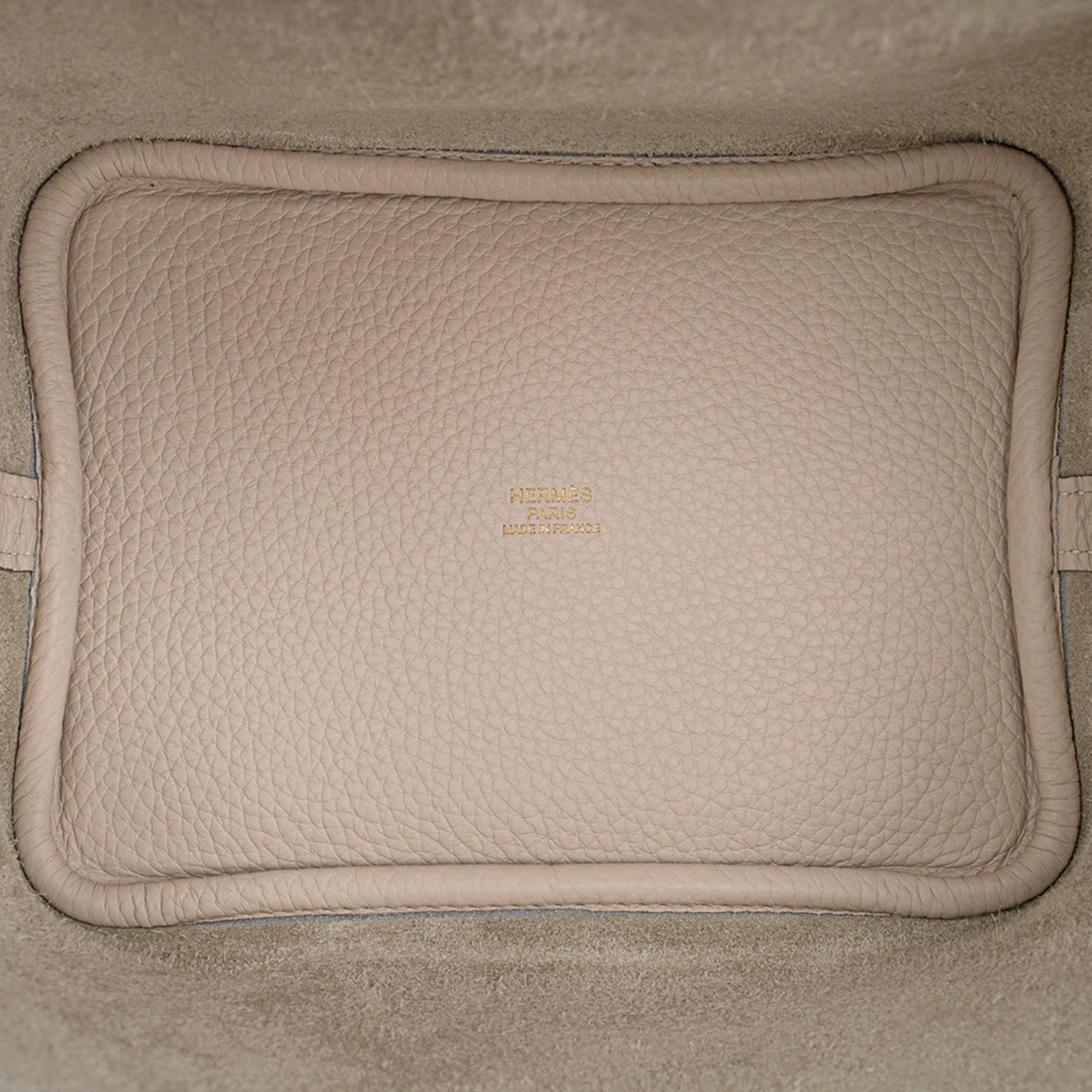 Lock 18 Bag Craie Gold Hardware Clemence Leather