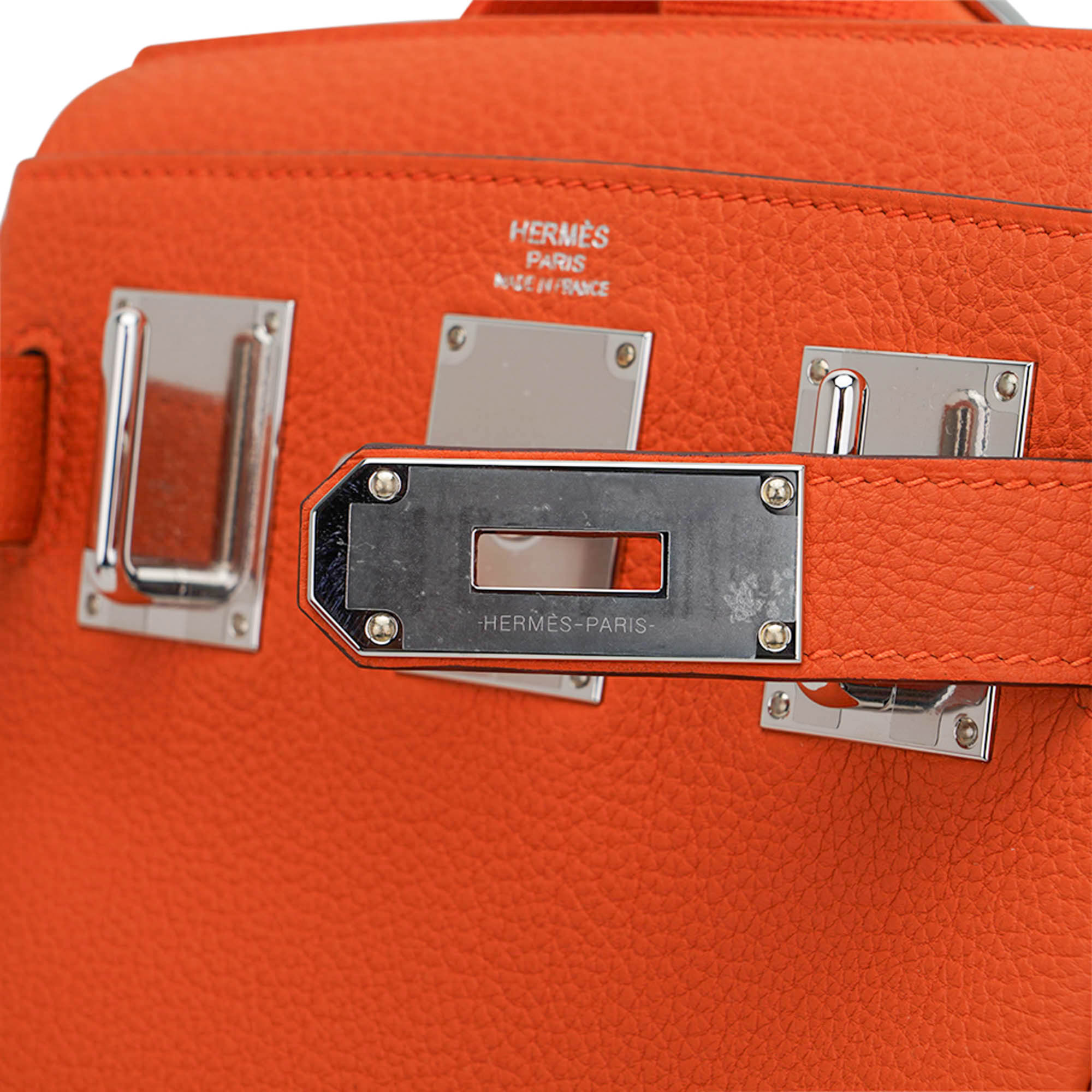 Hac a Dos PM Backpack Feu Togo Leather with Palladium Hardware