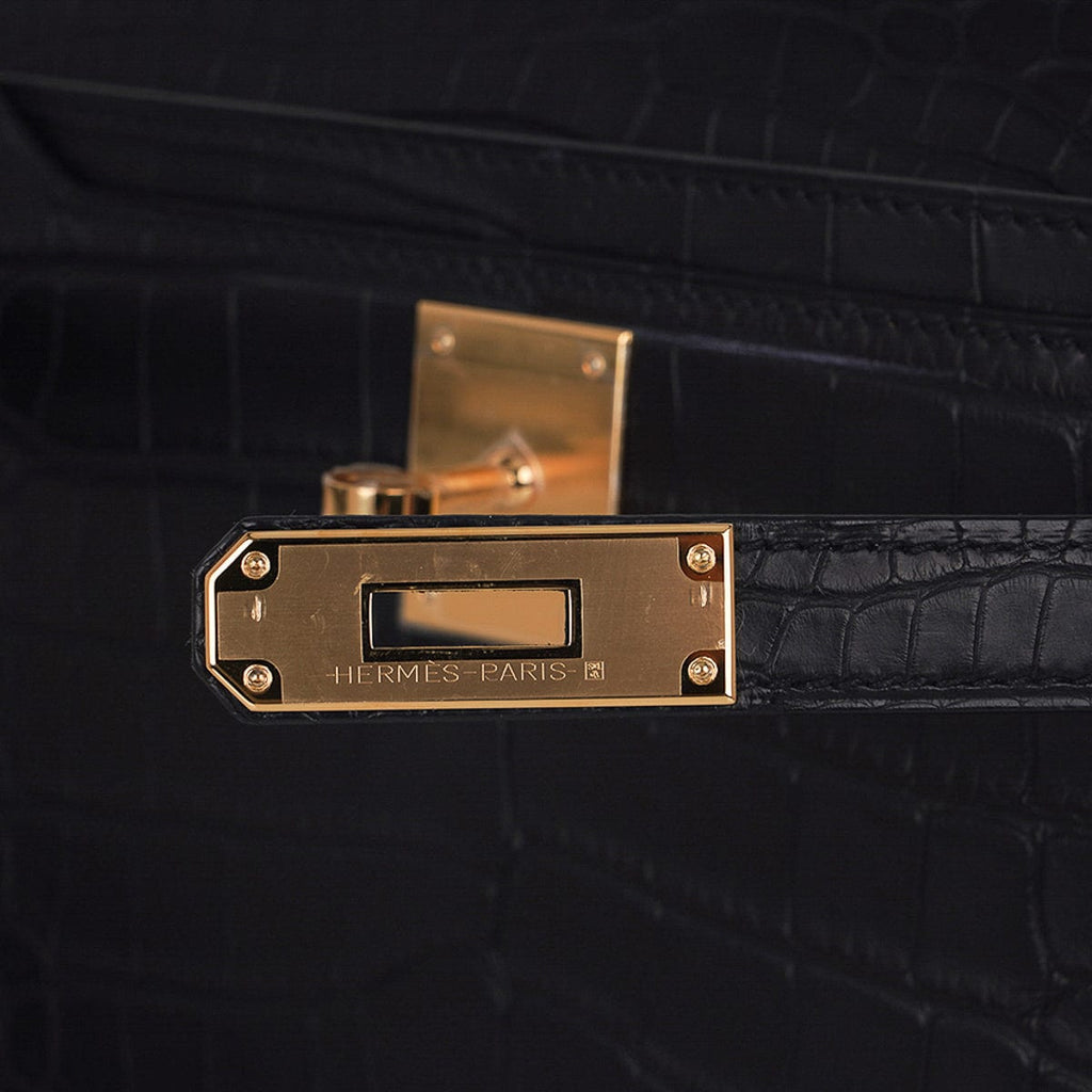Kelly Depeches 25 Pouch Black Matte Alligator Gold Hardware New