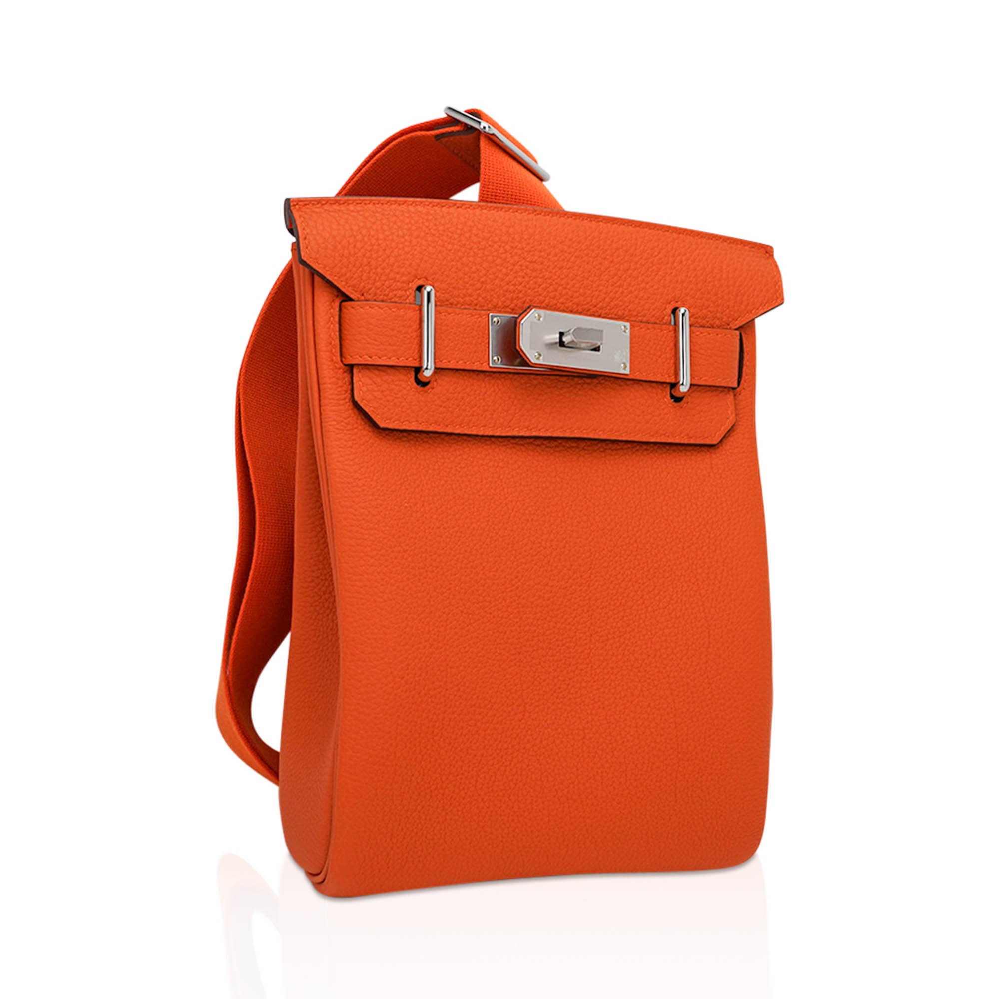 Hac a Dos PM Backpack Feu Togo Leather with Palladium Hardware