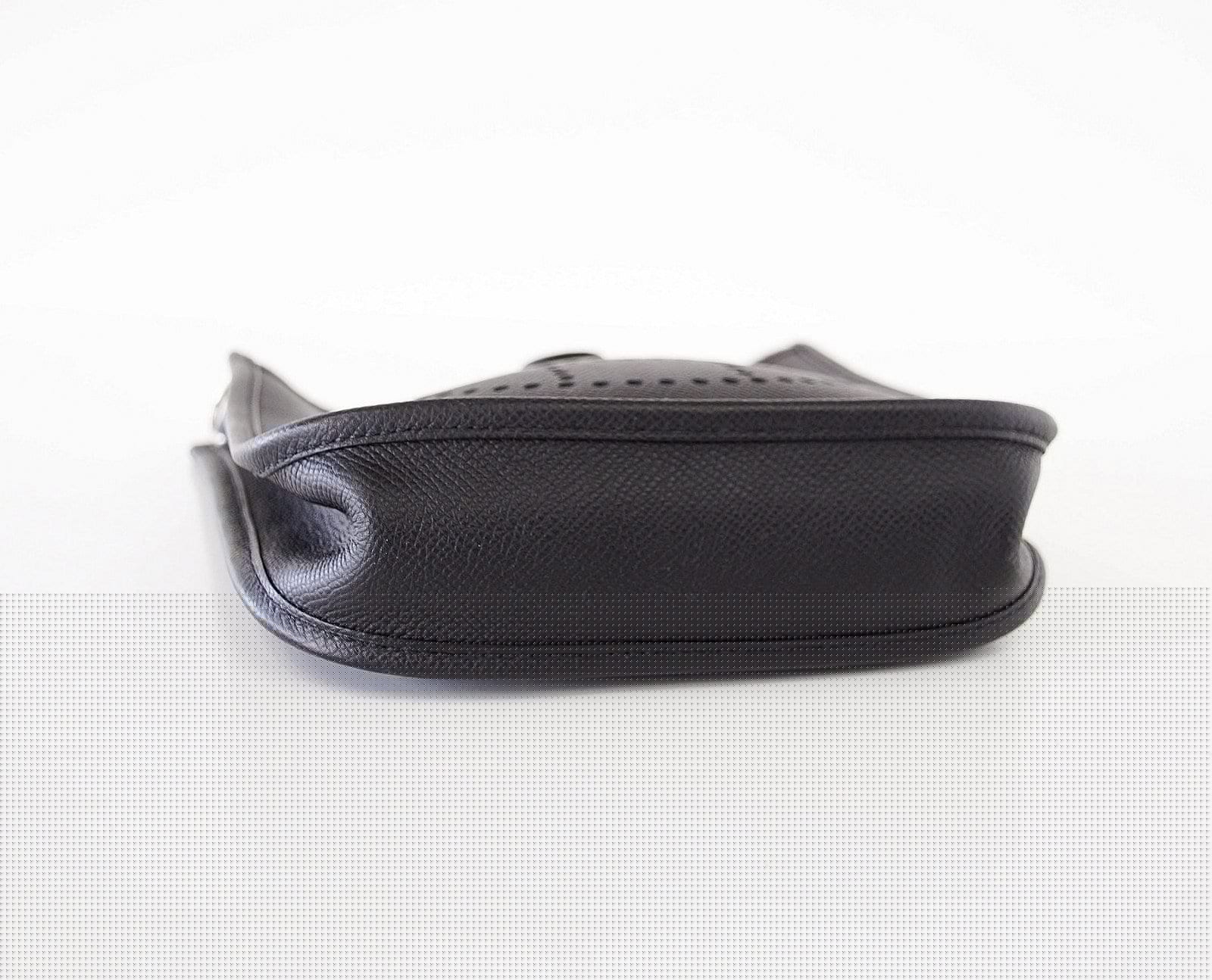 Evelyne TPM Black Epsom Supple